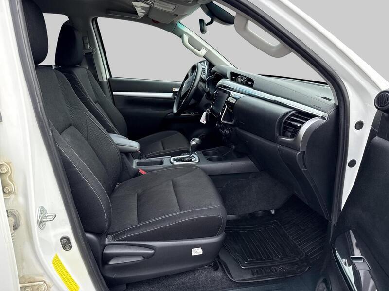 Toyota Hilux vaihtoauto