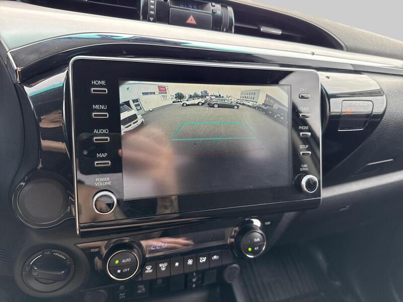 Toyota Hilux vaihtoauto