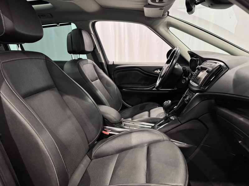 Opel Zafira vaihtoauto