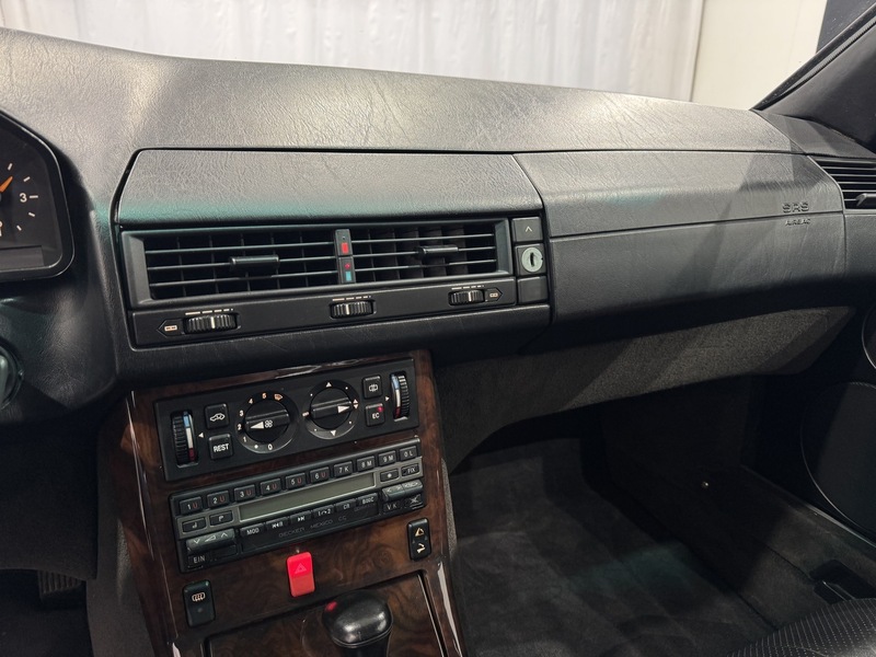 Mercedes-Benz SL vaihtoauto