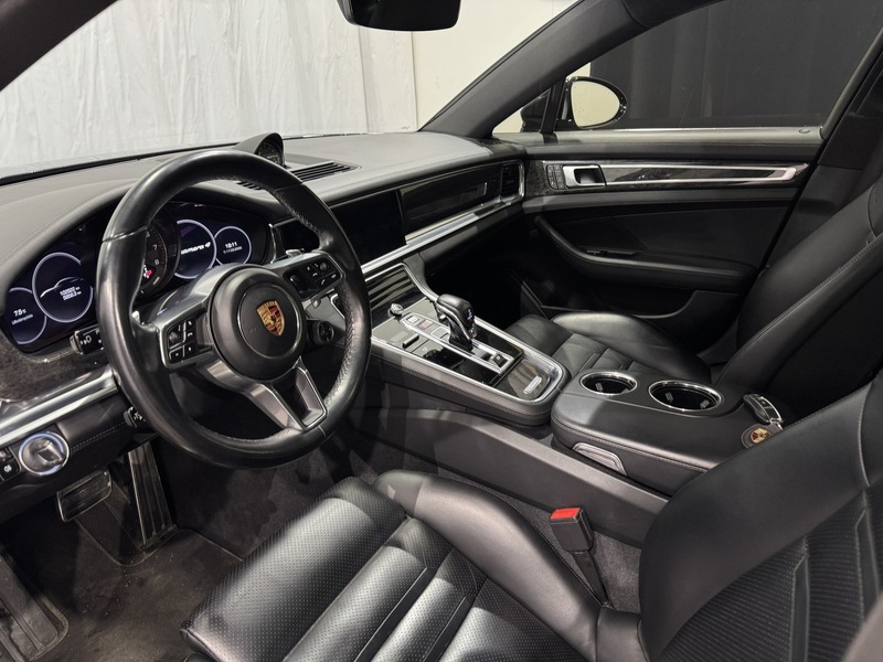 Porsche Panamera vaihtoauto