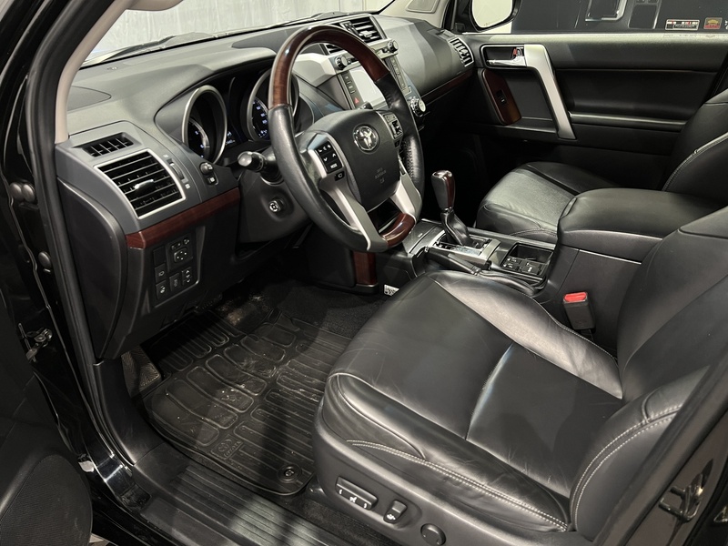 Toyota Land Cruiser vaihtoauto