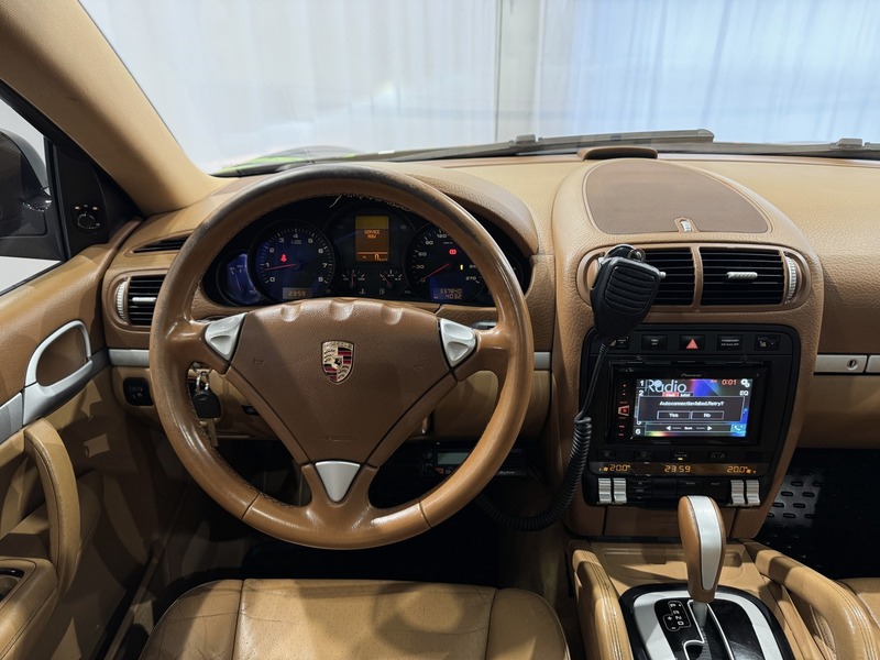 Porsche Cayenne vaihtoauto