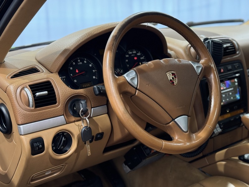 Porsche Cayenne vaihtoauto