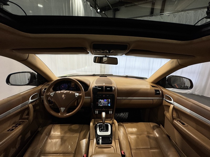 Porsche Cayenne vaihtoauto