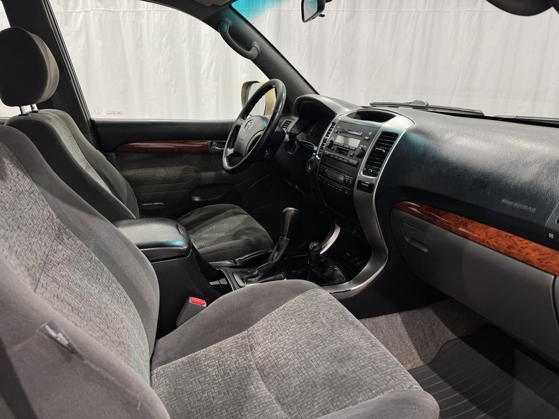 Toyota Land Cruiser vaihtoauto