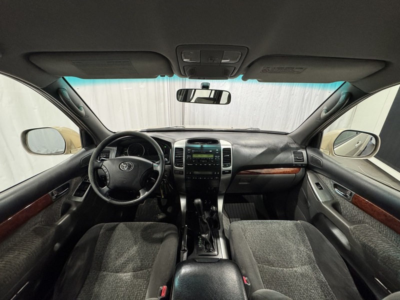 Toyota Land Cruiser vaihtoauto