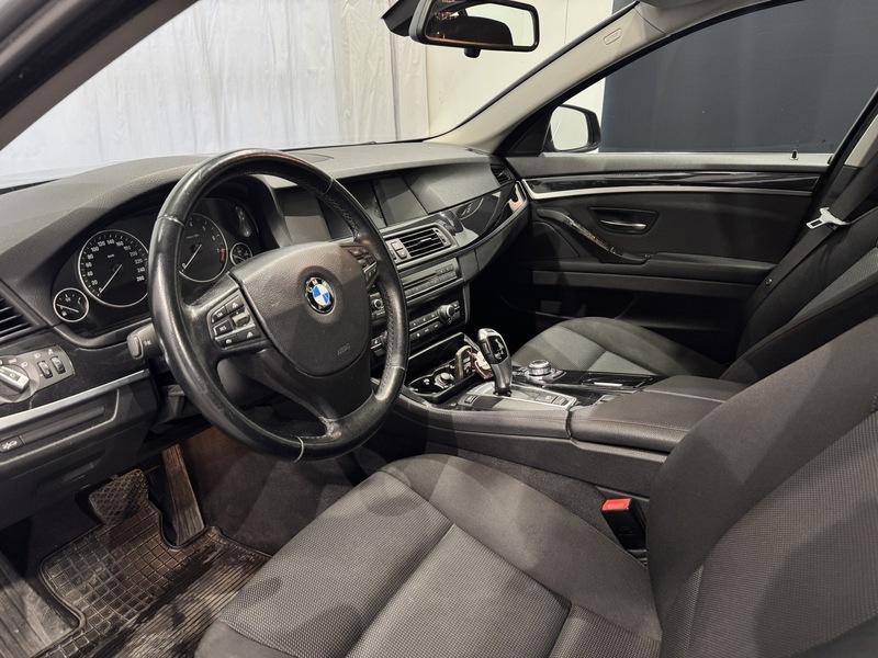 BMW 523 vaihtoauto