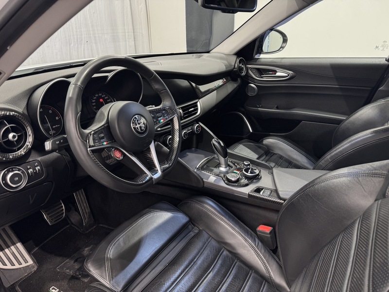 Alfa Romeo Giulia vaihtoauto