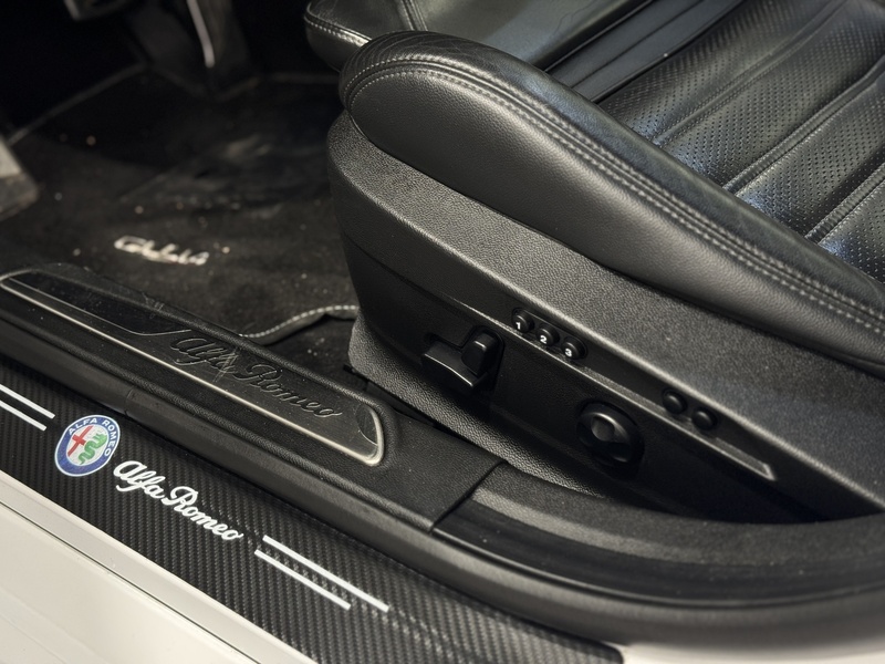 Alfa Romeo Giulia vaihtoauto