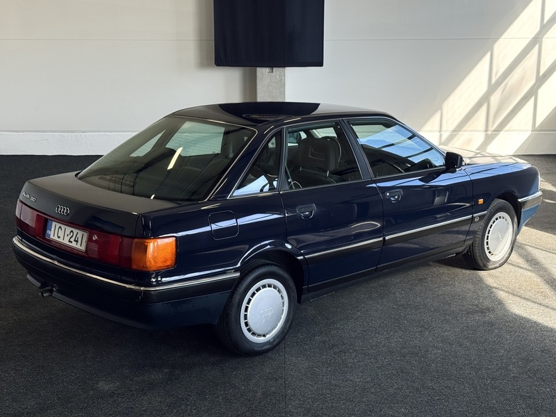 Audi 90 vaihtoauto