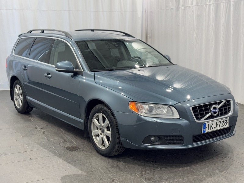 Volvo V70 vaihtoauto
