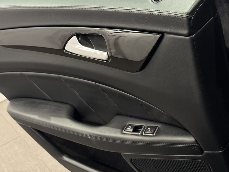 Mercedes-Benz CLS vaihtoauto