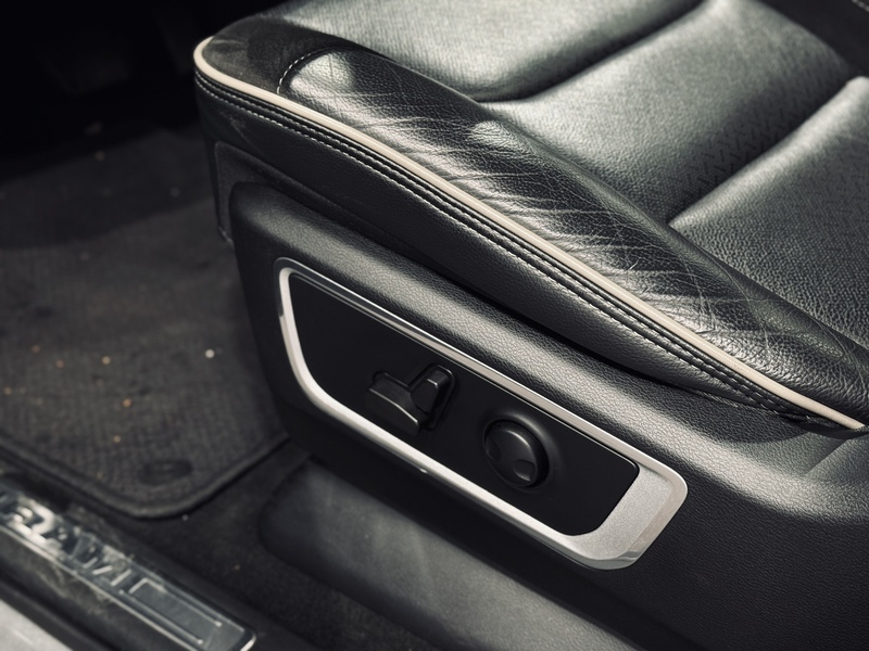 Dodge Ram vaihtoauto