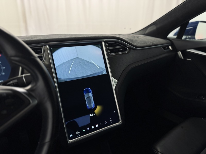Tesla Model S vaihtoauto