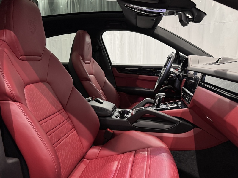 Porsche Cayenne vaihtoauto