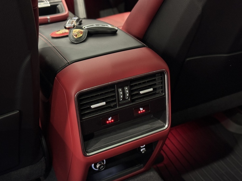 Porsche Cayenne vaihtoauto