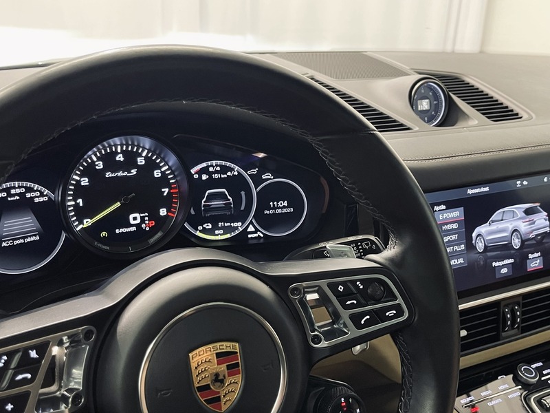 Porsche Cayenne vaihtoauto