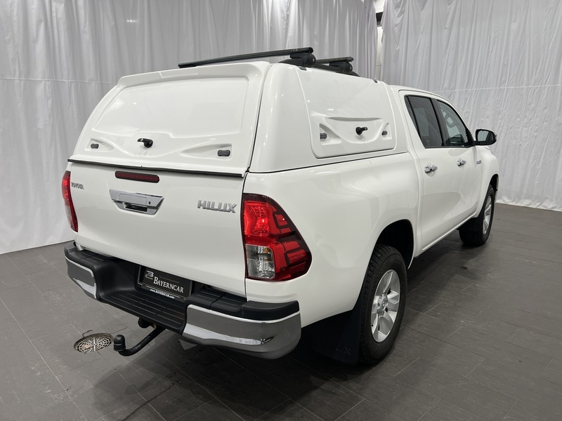 Toyota Hilux vaihtoauto