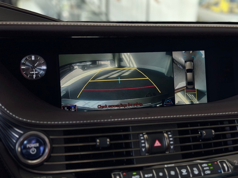 Lexus LS vaihtoauto