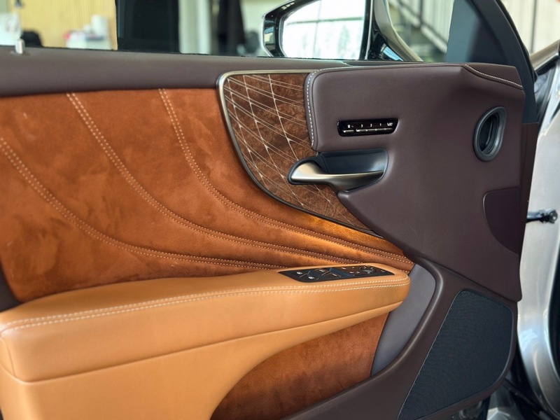 Lexus LS vaihtoauto