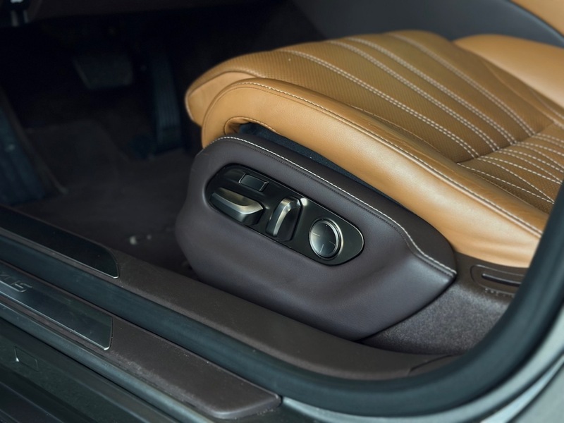 Lexus LS vaihtoauto