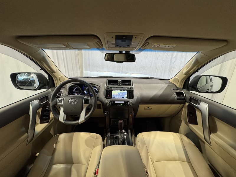 Toyota Land Cruiser vaihtoauto