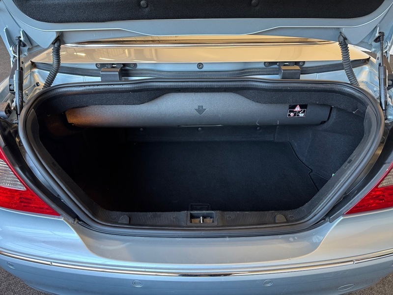 Mercedes-Benz CLK vaihtoauto