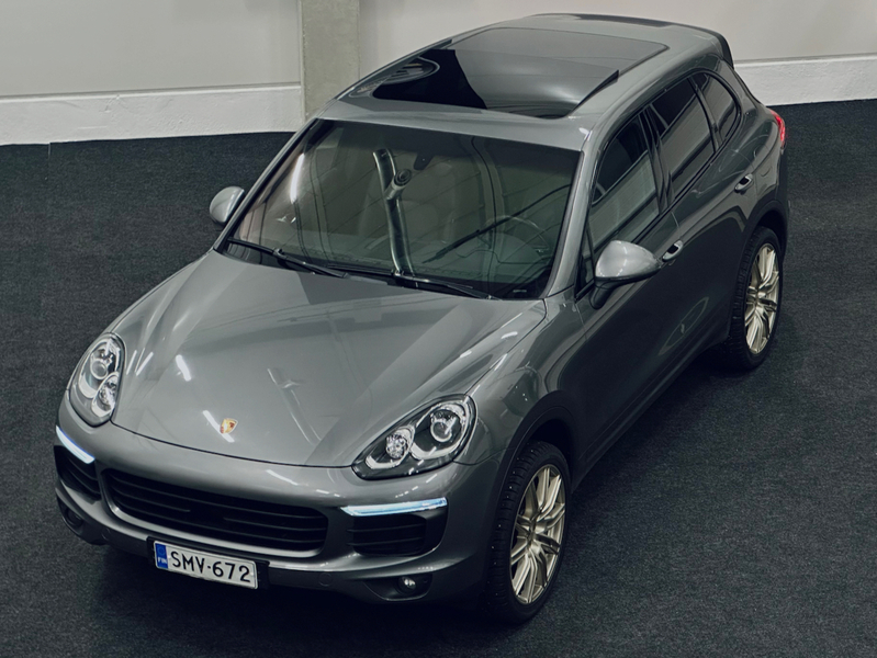 Porsche Cayenne vaihtoauto