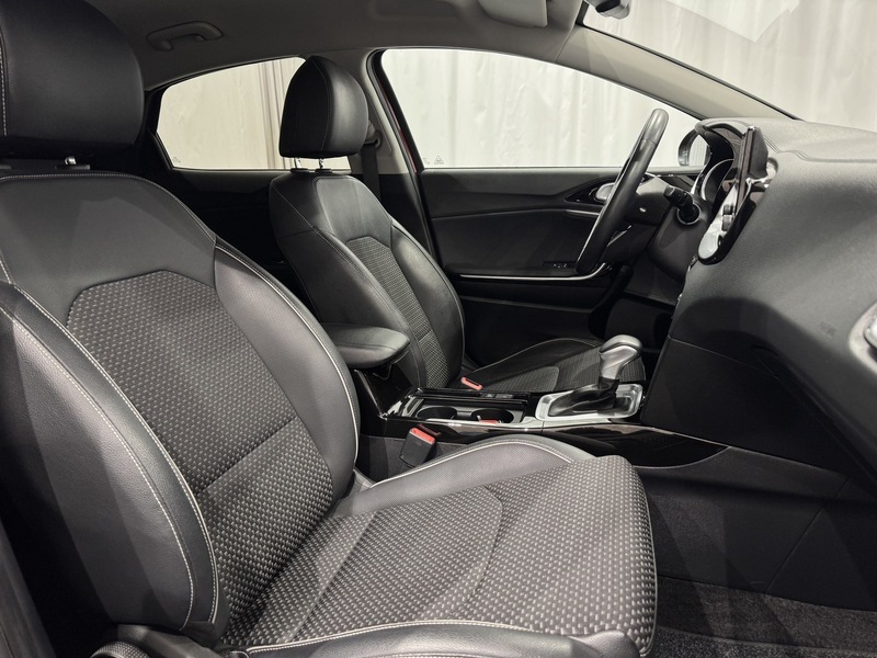 Kia XCeed vaihtoauto