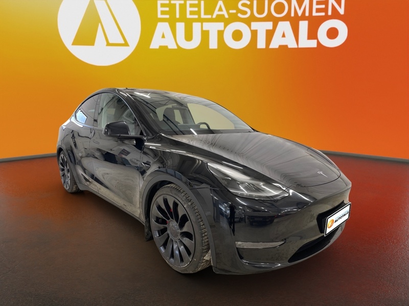 Tesla Model Y vaihtoauto