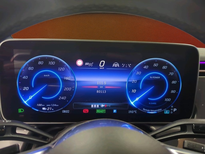 Mercedes-Benz EQE vaihtoauto