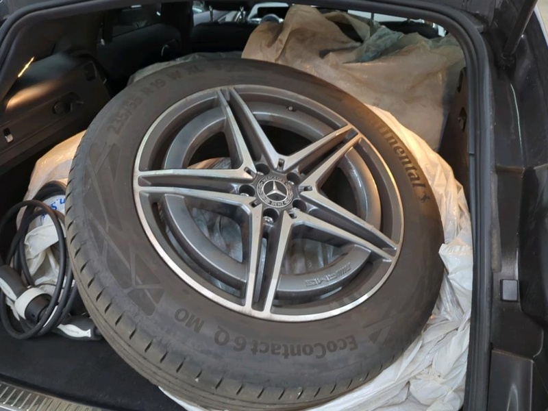 Mercedes-Benz EQC vaihtoauto