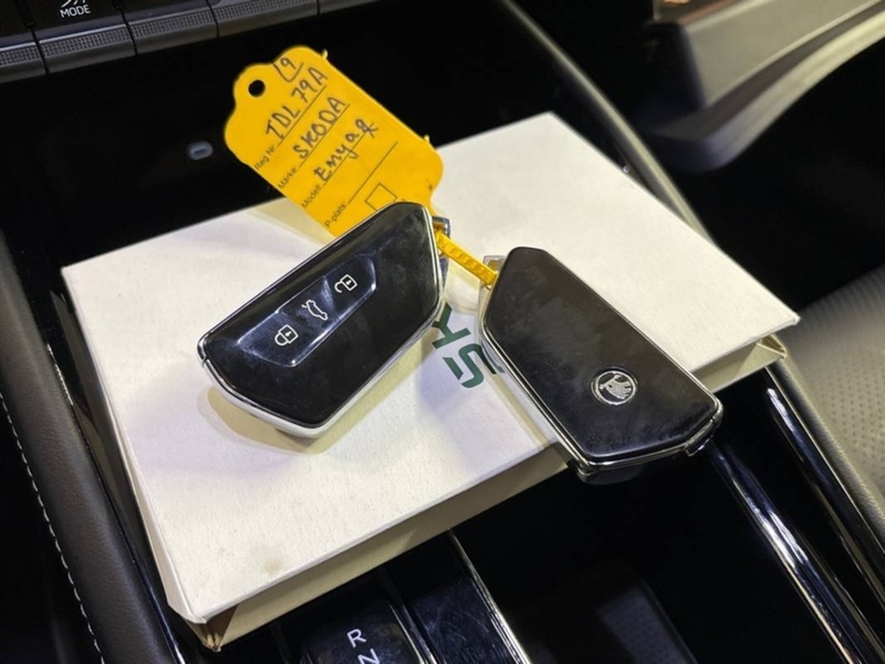 Skoda Enyaq vaihtoauto