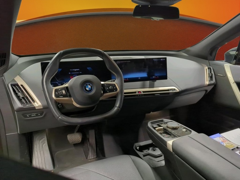 BMW iX vaihtoauto