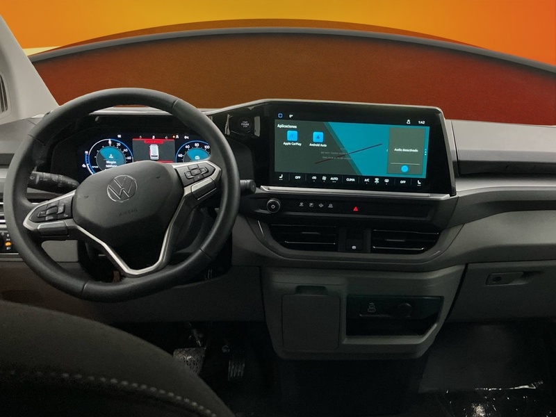 Volkswagen Caravelle vaihtoauto