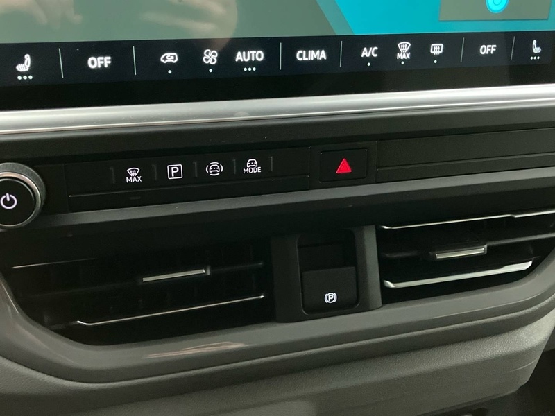 Volkswagen Caravelle vaihtoauto