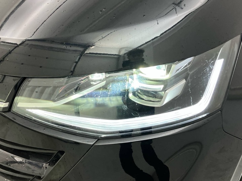 Volkswagen Caravelle vaihtoauto