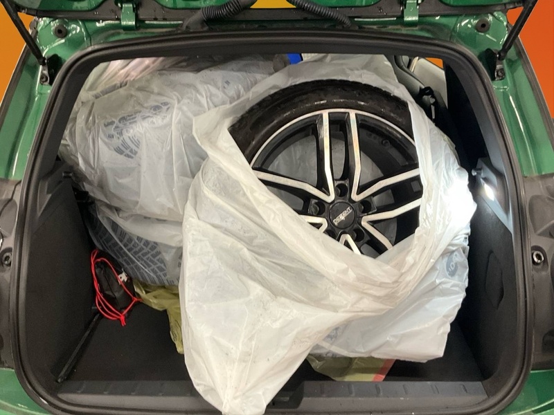 Mini Cooper vaihtoauto