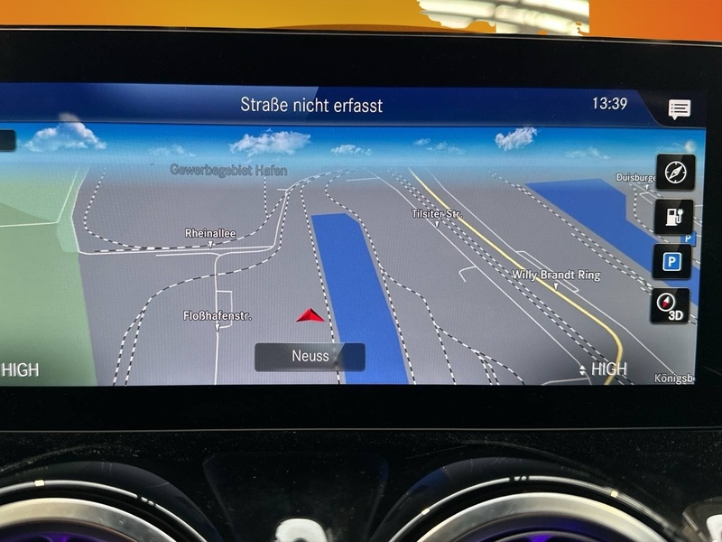 Mercedes-Benz EQB vaihtoauto