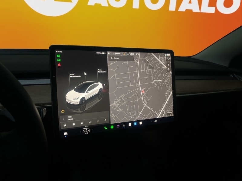 Tesla Model 3 vaihtoauto