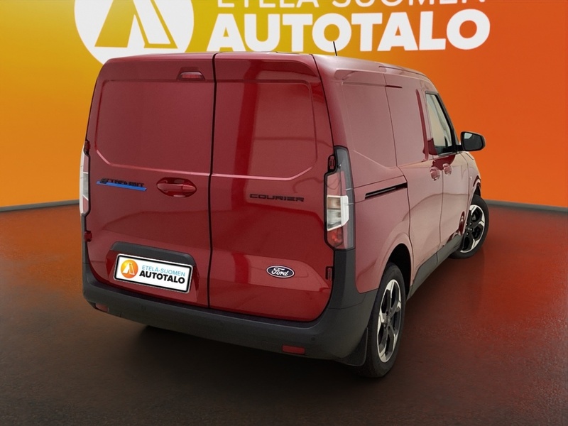 Ford Transit Courier vaihtoauto