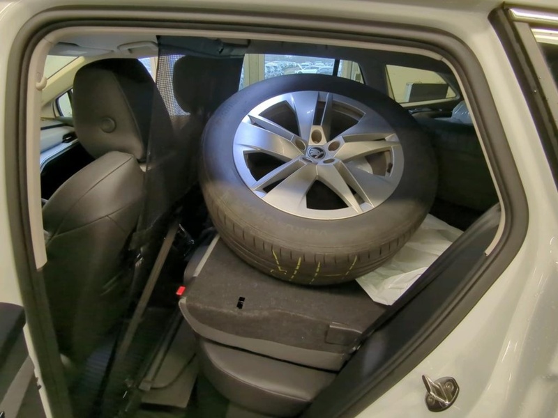 Skoda Enyaq vaihtoauto