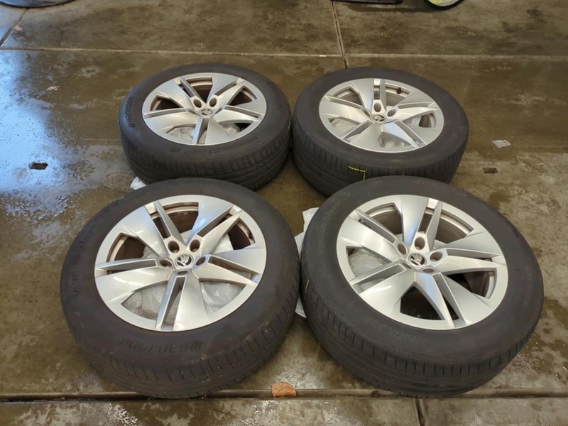 Skoda Enyaq vaihtoauto