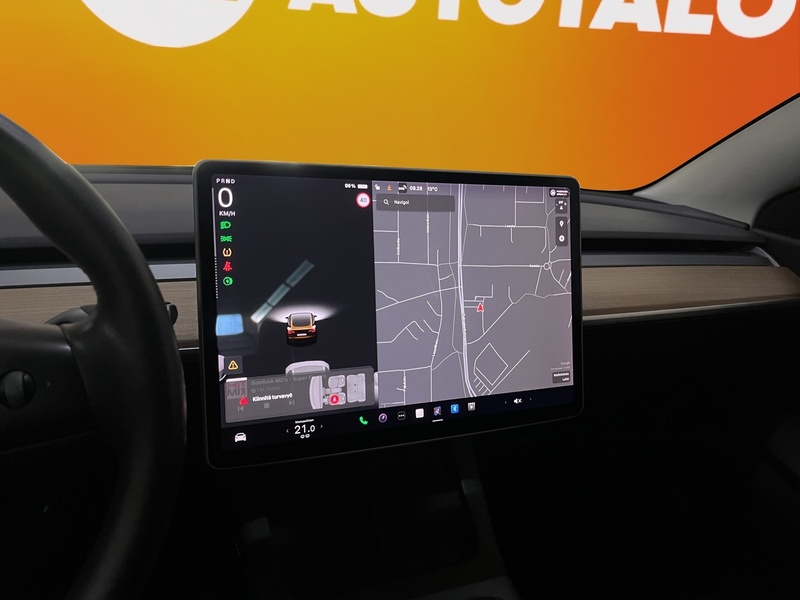 Tesla Model 3 vaihtoauto