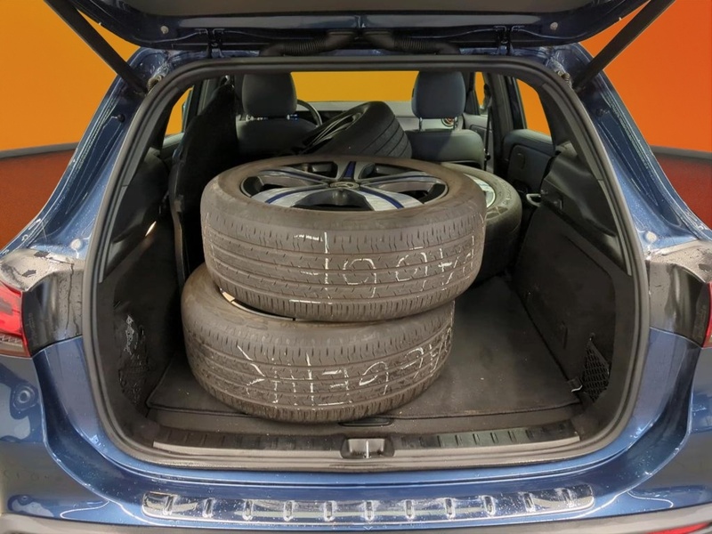 Mercedes-Benz EQA vaihtoauto