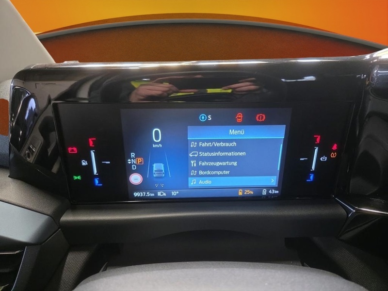 Ford Tourneo Custom vaihtoauto