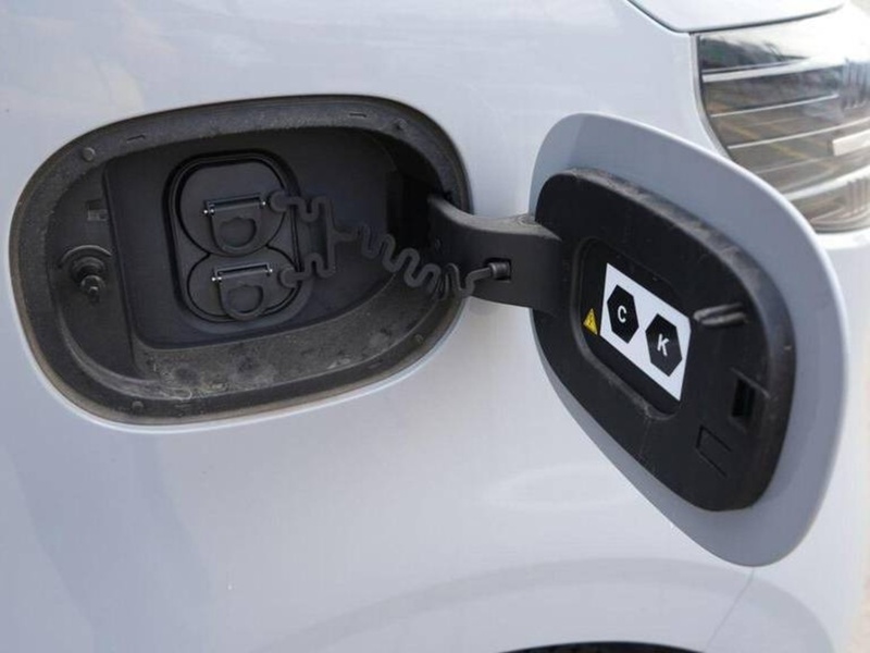 Maxus e-Deliver 5 vaihtoauto