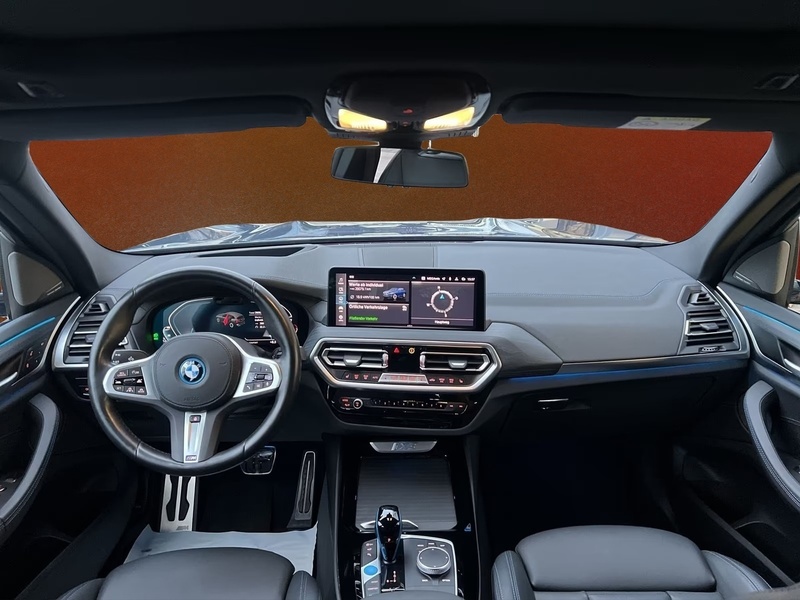 BMW iX3 vaihtoauto