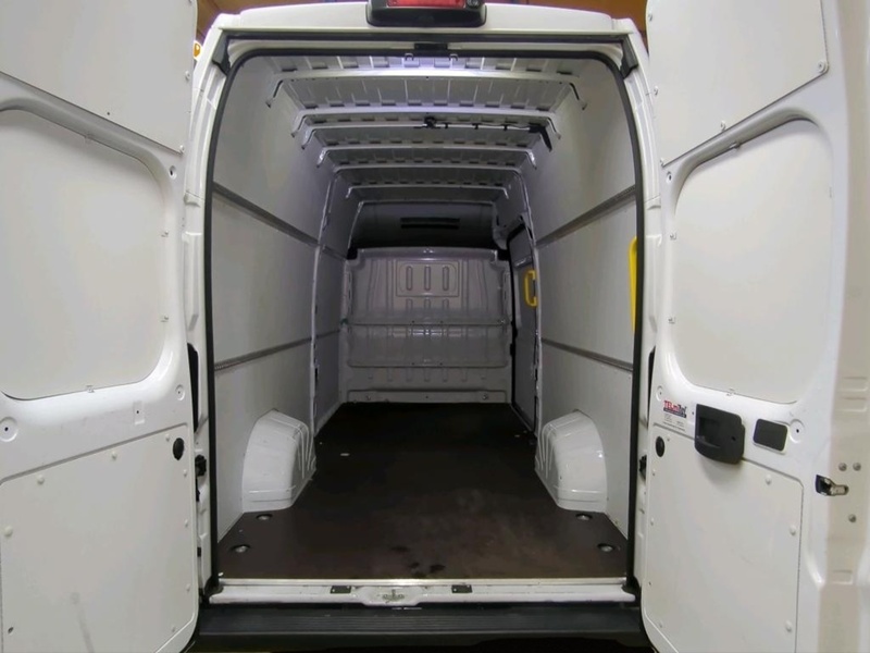 Opel Movano-e vaihtoauto